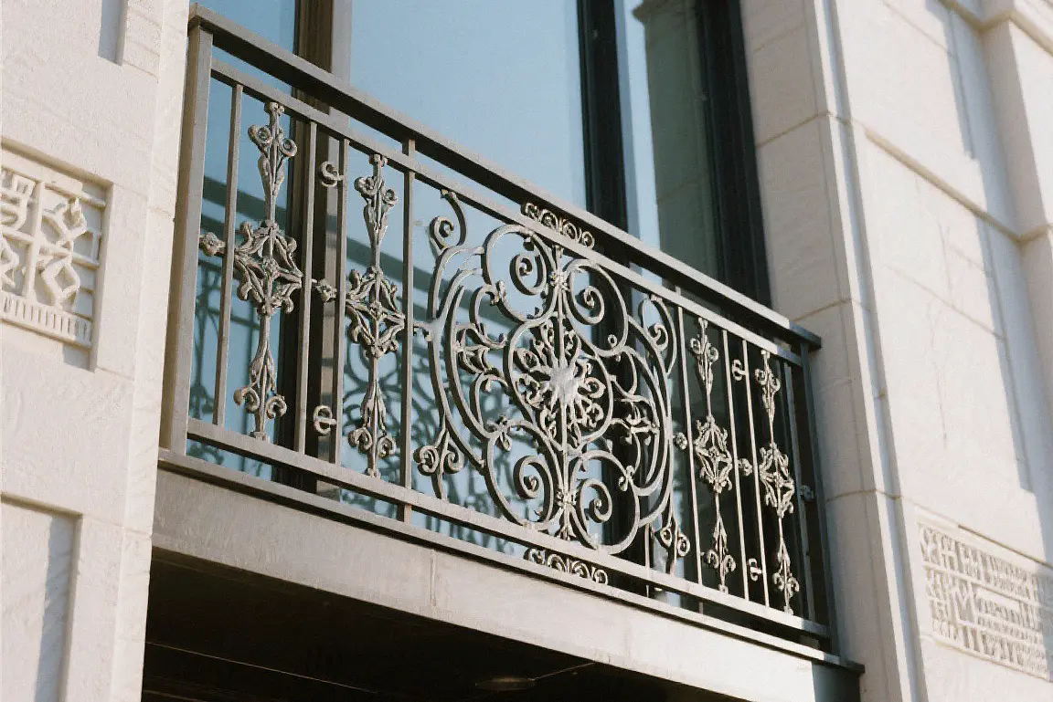 Intricate laser cut custom architectural decorative metal balcony railing for luxury residential building exteriors